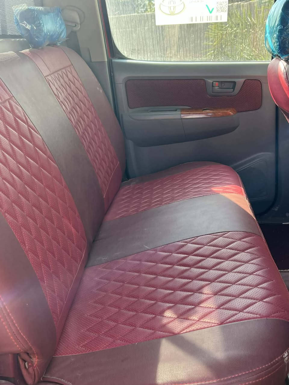 سلام عليكم
سياره للبيع 
فلاونزه 2009 سعودي  
رقم واسط 
تبريد شغال +شاشه شغاله
رقم واسط انكليزي 
مكينه خير من الله 
كير حداديه سياره جديده
ماشيه 150 الف 
جديد بمعنى الكلمه
بيها باره بخشم البنيد عدا هاذا كفاله سونار شرط 
السعر 145
ه‍ . ***********
مكان الديوانيه:  السدير
