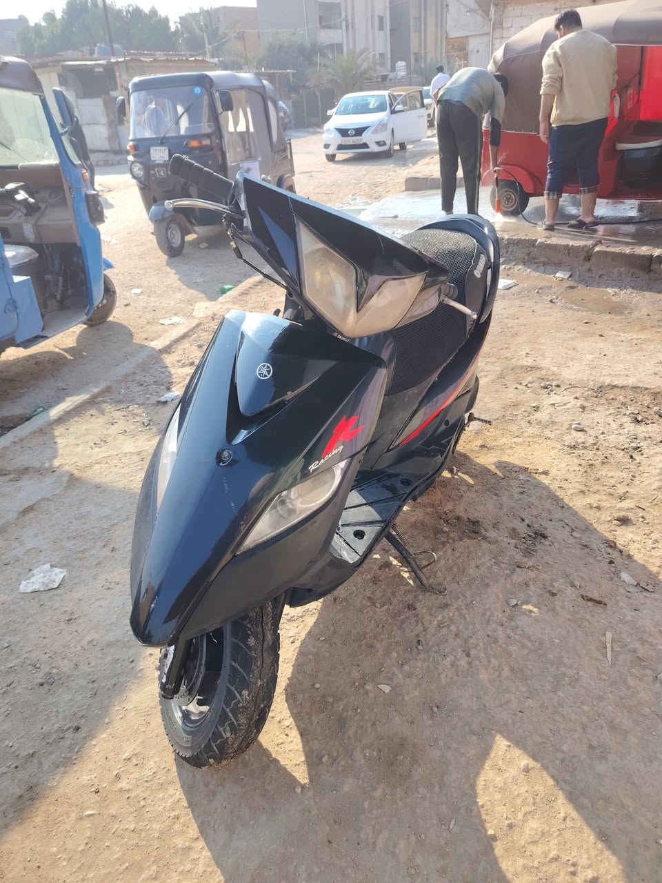 سلام عليكم ماكس ثعلب لبيع ((مكينه بلاديه مامفتوحه شلع معدل طير)) ختم واحد كله ويه لمكينه سلف وهندر كله كمله وبلاديه لسعر 550 بيه مجال بصيط مكاني بغداد زعفرنيه لرقم ***********
