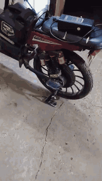 ماطور شحن للبيع ناقصو باتري فقط
نضافه فول كدام العين 
السعر ١٧٥ بي مجال 
***********
