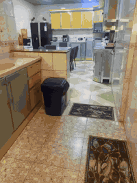 ⸻

✨✨ 🏡 دار للبيع | موقع ذهبي في 7 نيسان ✨✨

دار سكني مميز بموقع 📍 استراتيجي نادر
مقابل كلية التربية الأساسية
مناسب للسكن الراقي أو الاستثمار المضمون.

━━━━━━━━━━━━━━
🏡 تفاصيل العقار:
🔹 المساحة: ✨ 300 م² ✨
🔹 4 غرف نوم
🔹 2 صالة
🔹 4 مجاميع صحية
🔹 استقبال + مطبخ
🔹 غرفة نوم للضيوف مستقلة ومعزولة
  🟡 (بمساحة تقريباً 90 م²)
━━━━━━━━━━━━━━

💰 سعر المتر: 🟡 2,000,000 دينار
🔸 قابل للتفاوض للجادين فقط

📞 للاستفسار والشراء:
☎️ ***********

☎️ ***********

✨ فرصة لا تُعوّض بموقع نادر وقيمة عالية
