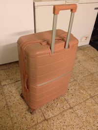 جنطة حجم كبير سعر 25  07732552687
