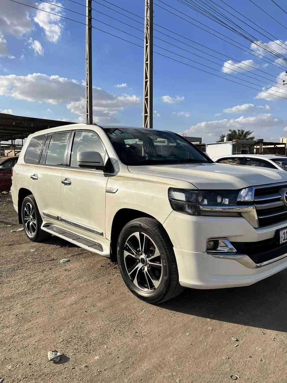 ‏سلام عليكم جسارة 2010 محدثة 21 سيارة كفالة من الضربة شرطة تحويل سيارة نظيفة ومال بيت ما جي خي*********** الحشو 50,000 ما وديتني ر من الله الشرا اتصل رقم بغداد شرط التحويل سنوية 30
