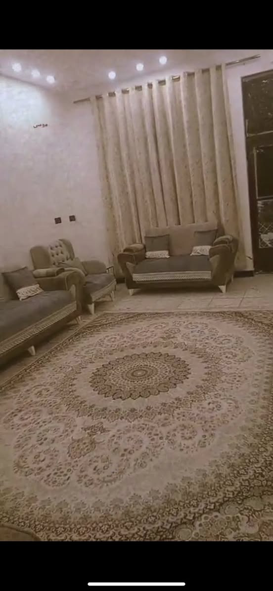 تخم ١٠ مقاعد نضيف اخو جديد مكان بغداد حي اور سعر ٦٥٠ بي مجال


**إذا كنت صاحب هذا الإعلان وتريد حذفه لأي سبب، رجاءا أرسل رسالة إلى الدعم الفني**