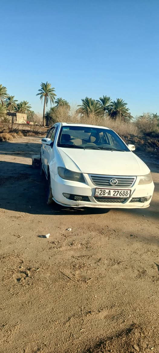 السلام عليكم ليفان 2014 محور كير ومكينه كورلا بيكاتشو 1600 مكفوله من الضربه بيهه بس رشات صبغ اثر جراد
سماعات اربعه شاشه دشبول شغال كله
بيه بس النمره الاخيره ما تجي يعني كلجات كير
بس هاي مشكلتهه 
المكان الشاميه
السعر 40$
***********
