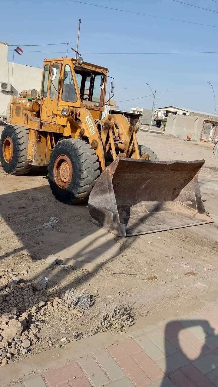 سلام عليكم شفل كاوسكي 70 بي موديل 85 بلادي رقم انكليزي تحويل اشوكت متريد كير تركم محرك اكسلات بريك شركه تخم تايرات 80للإستفسار اتصل ***********
