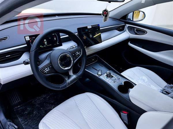 تدور سيارة شكلها فخم، صرفها قليل، ومليانة تكنولوجيا؟💯🦾
الحل وصل — BYD Seal 5 الهجينة الجديدة!
✨ ليش تختارها؟
🔋 هايبرد ذكي
تمشي على البنزين والكهرباء = صرفية قليلة جداً وتعبّي أقل
⛽ توفير خرافي بالوقود
مناسبة للدوام والمشاوير اليومية بدون ما تخاف من المصروف
🚀 أداء قوي وناعم
تسارع ممتاز وسواقة مريحة داخل المدينة وعلى الخط
🧠 تكنولوجيا حديثة
شاشة كبيرة وسطية
نظام ذكي متكامل
كاميرات وحساسات
تشغيل بدون مفتاح
🛋 داخلية فخمة وواسعة
راحة للسايق والركاب + تصميم عصري يفتح النفس
🛡 أمان عالي أنظمة ثبات + فرامل متطورة + حماية متكاملة
💎 شكل رياضي جذاب
سيارة تخليك مميز بالشارع
📍 مناسبة للعائلة، للموظف، وللي يريد سيارة عصرية مو بس شكل — أداء وتوفير فعلي
.
.
.
🌐 بغداد /معارض البياع 📍
📩 للحجز والاستفسار راسل الصفحة خاص
او اتصل :
☎️***********
☎️***********
