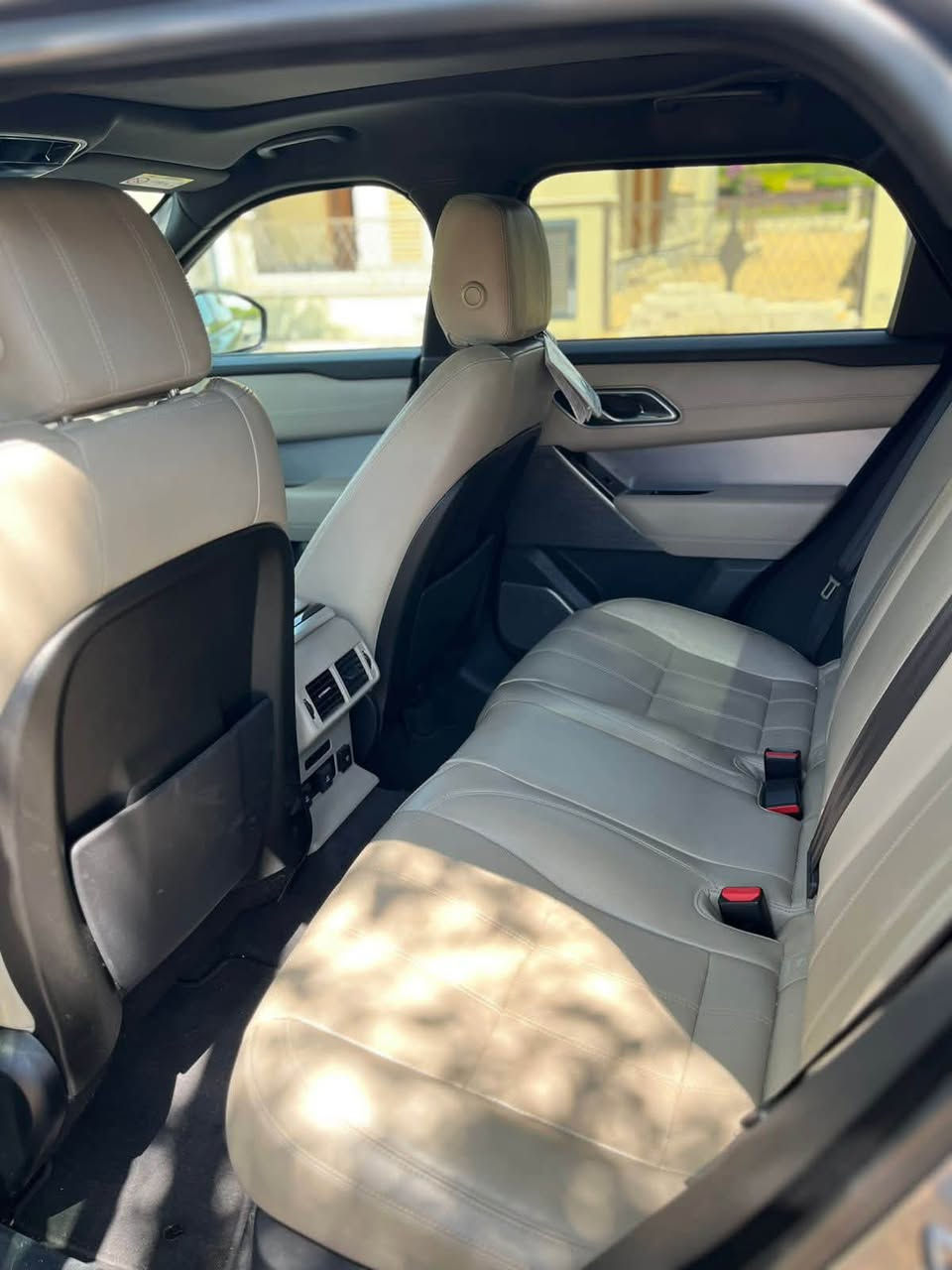 Range Rover velar
موديل 2020 فابريكة 

عداد 89الف 

وكيل

للتواصل: 01106132803


**إذا كنت صاحب هذا الإعلان وتريد حذفه لأي سبب، رجاءا أرسل رسالة إلى الدعم الفني**