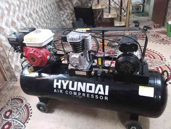 بــسم الرحـمـن الرحـيـم كـلشـي مـن الله جـــميل 🤍
كنبريسر  الجديد ما مستعمل كامل مكمل مابي اي نقص
شغال كهربائيّ بانزين الاستفسار على هاذه الر رقم 
*********** 🤍
