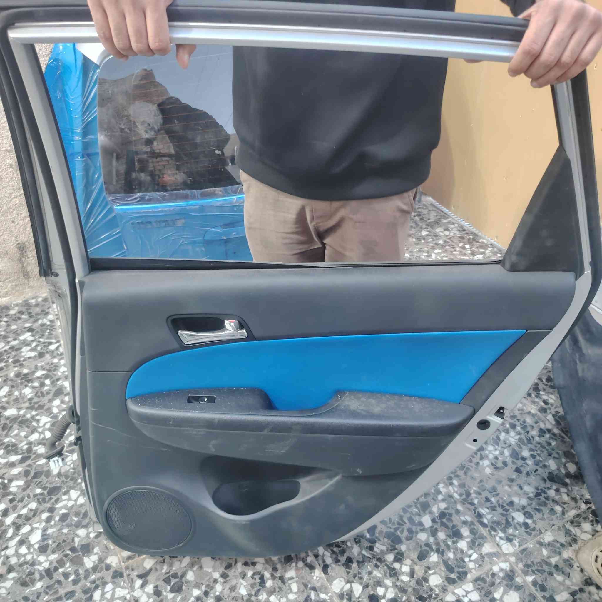 السلام عليكم غراض النترا تورنج لبيع الاتصال ***********
