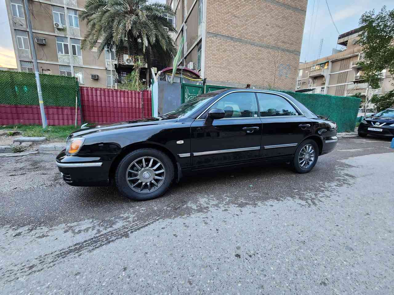 السلام عليكم
كراندر موديل ٢٠٠٥ شركه الكاصد ،اخر موديل اجه بشكل الوفود 
باسمي السياره رقم دولي 
السياره جديده جدا ماشيه ١٥٠ سبير منازل بصمات ٢ 
ترايها من مكينه لكير لحداديه لتخم تاير وتبريد كله جديد
مكينه ٣٠٠٠ جديد ومكفول 
مكفوله من الصبغ 
السعر ١١٠ 
المكان زيونه 
ابو علي ***********
