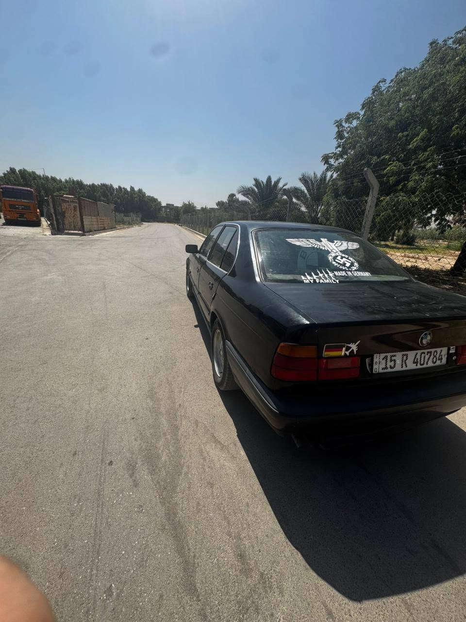 سلام عليكم
بي ام 525 مسكر اصل تك فانوس
موديل 1993
دبل ايرباك
دبل جكمجه
سياره خير من الله كير قبل شهر بدلته zf
كهربائيات شغاله
 تبريد شغال
 تخم تاير
 صبغ عام
صدر نص عمر
 سلايت طكتين
بأسمي سنويه ل2030
سعر 46
***********
مكاني بغداد
