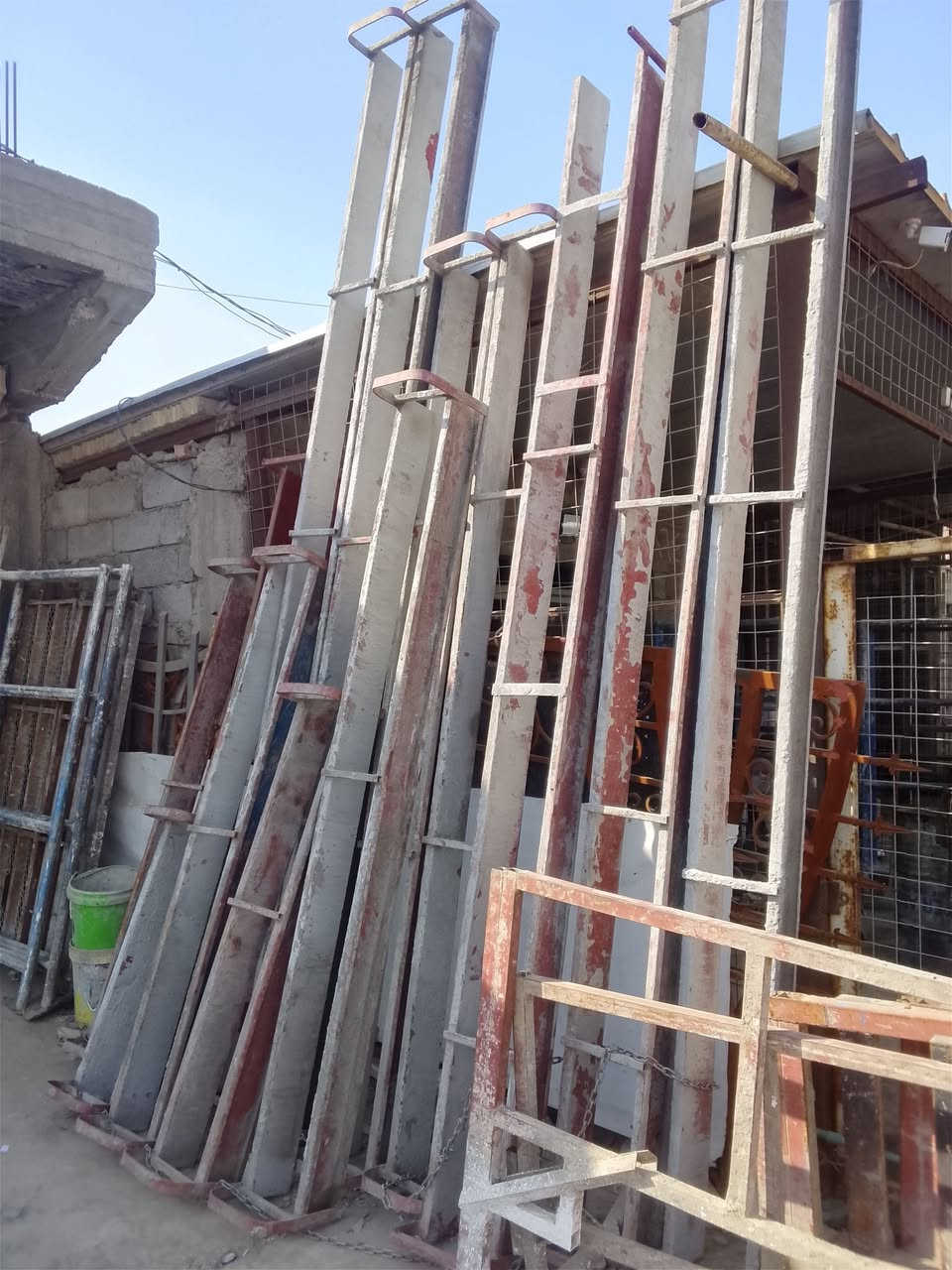 قوالب للبيع سعر 400 بس !!!
***********
