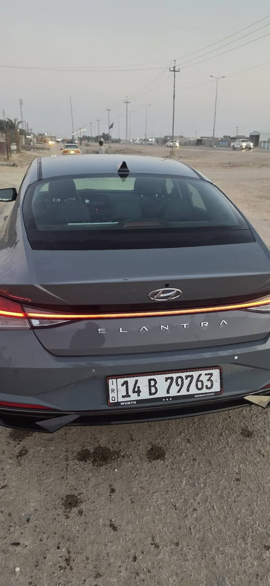 النترا ٢٠٢٣ وارد أمريكي لمتد فول مواصفات أعلى فئه بل النترا لون اسمنتي المميز رقم بصره بأسمي حادثها بسيط جدآ دعاميه خلفيه وشبر من المدكر الخلفي مرجعي عل بارد باقي السياره كفاله ارباكات كلها كفاله مكان السياره البصره قضاء الدير 
للاستفسار الاتصال على الرقم ***********
