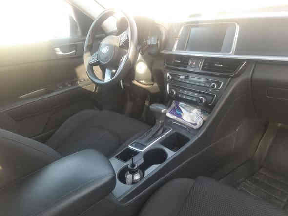 كيا اوبتيما وارد امريكي موديل ٢٠١٩ . لون صدفي رقم اربيل محرك ٢٤٠٠ GDi
مواصفات fe
شاشة كبيرة بلادي 
كاميرا خلفية 
نقطة عمياء 
تحديد مسار 
رادارات خلفية
حساسات 
لايت حاجب
ماشية ٦٦ الف ميل
وضعيات قيادة
محرك و كير مكفولين
صدرها جديد
السيارة بعد الفحص طلع بيها بخ امريكي جاملات خلفية و قبغ صندوق مع العلم صور امريكا موجودة بس ضررها دعاميات . وسيارة نظيفة و ما تحتاج اي مصرف . و صور المزاد موجودة بالمنشور . و السيارة انظف من الصور
السيارة موجودة في بعشيقة الموصل 
سعرها ١٤٥ ورقة و بيها مجال 
***********
