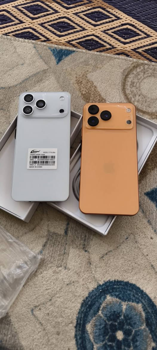 السلام عليكم عندي iPhone 17 Pro Mix كوبي باب ثاني اماراتي متوفر قطعتين ابيض و برتقالي جديد مفتوحات لغرض الفحص فقط مكفولات من كلشي مكاني كربلاء سعر القطعه 100 للاستفسار *********** متوفر واتساب
