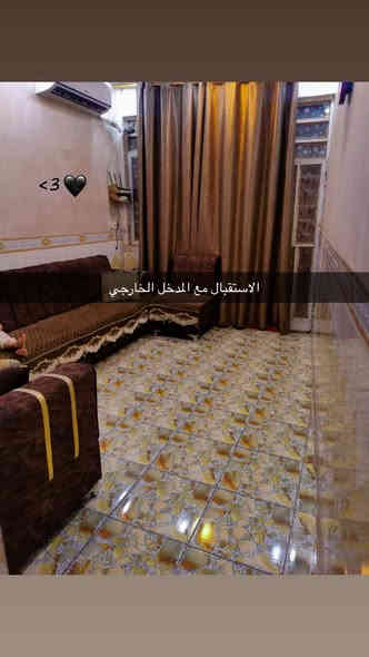 السلام عليكم (***********) بي واتساب والماسنجر مفتوح 
للبيع ٧٠متر الزعفرانيه نهايه الاربع شوارع مباشره خلف كراره عل شارع العام العريض التجاري
طابو صرف زراعي وكاله ام الصوره باسمي بيت كامل متكامل مدخلين استقبال
 مطبخ حولي درجه (اي صاله صغيره )
غرفه نوم كبيره 
بيتونه 
صطحين ومطبك ايزو كام 
بناء طابوك كله ملبوخ
