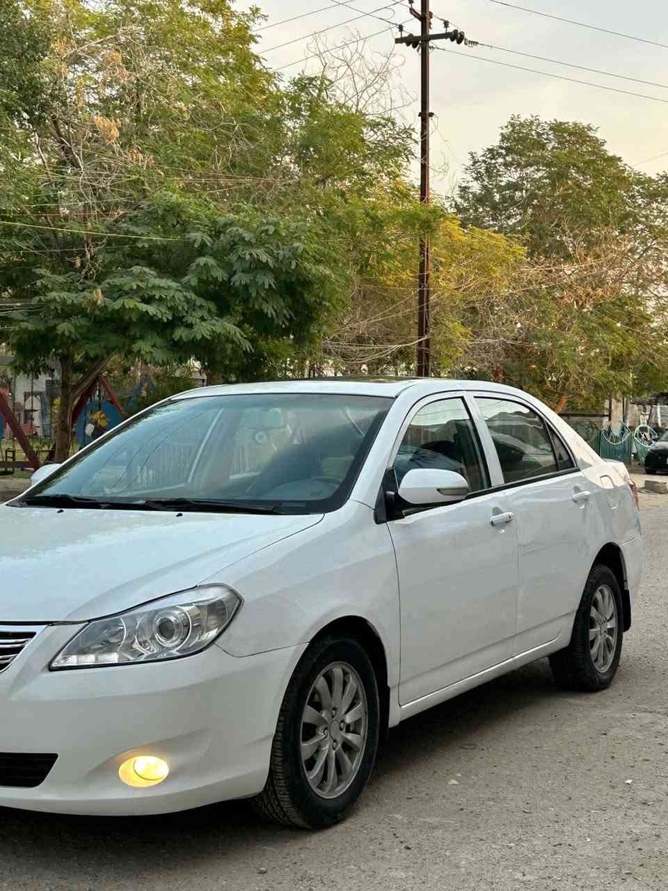 السلام عليكم للبيع بيوادي ١٣ فول مواصفات فتحه شاشه اندرويد وكامره تحكم ستيرن كشنات جلد كير اوتو مكينه ١٨٠٠ السياره بيه صبغ جاملغ خلفي بارد بل باب سياره كير ومحرك تايرات باتري تبريد ثلج صدار امامي وخلفي كله مكفول سيارة كلش حلوه خير من الله بغداد رقم جديد السعر ٥٩ حي العامل رقم ***********
