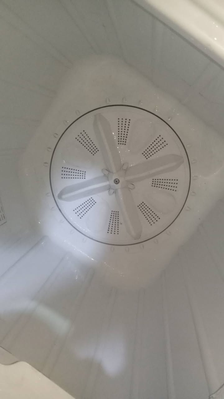 هيتاشي 15كليو كلش حلوه نضيف جدا سعر 85 على الفحص غسل وتنشيف بلاديه برقي مامفتوح  مدينة الصدر بغداد وكو توصيل وتساب رقمي ***********
