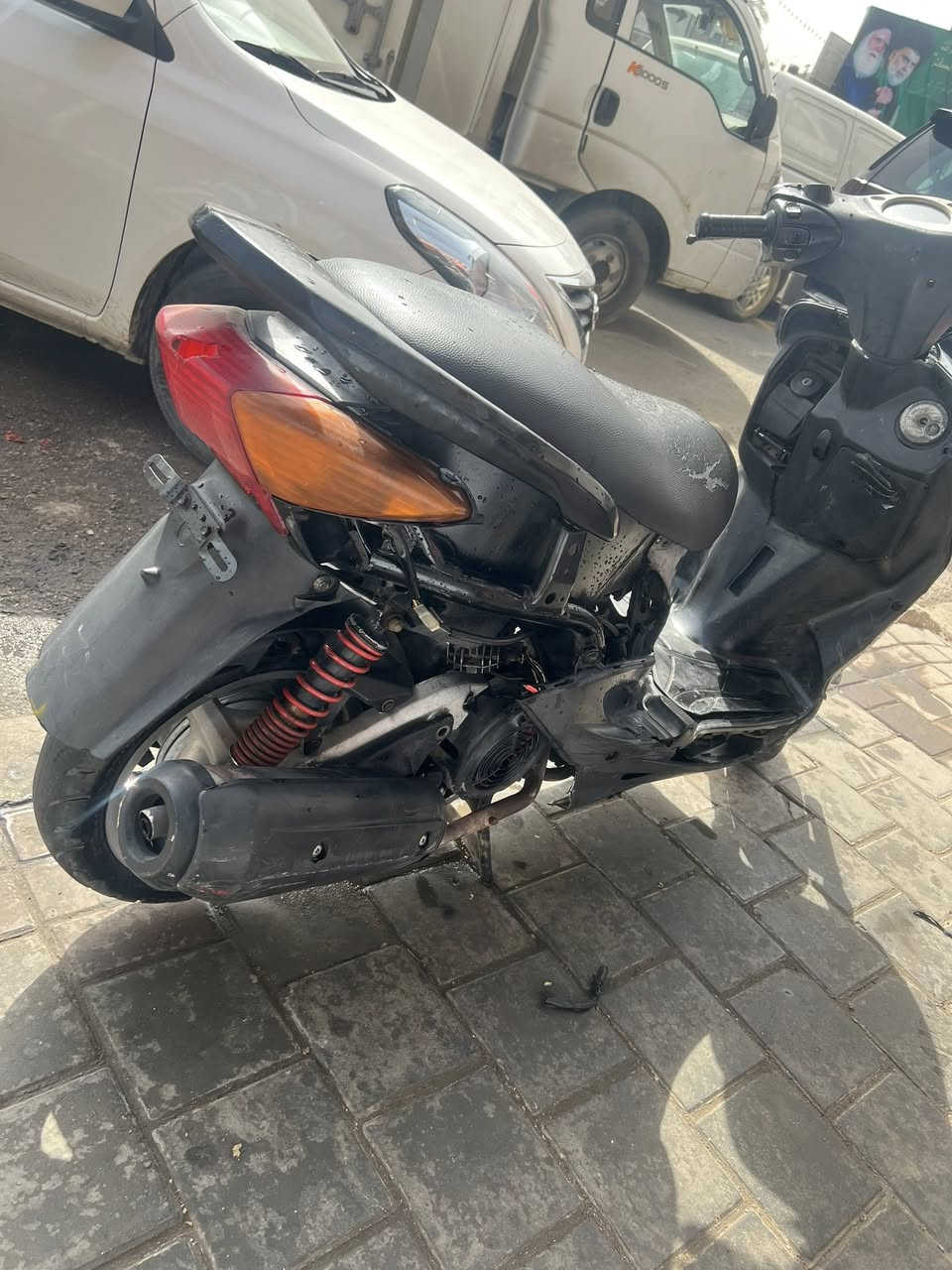 سلام عليكم سكنس نثيه لبيع دراجه تجفيت جديد ماصرله شهر كهرباهياته شغاله سلف هندر كامله كلوبات بريكات كله كامله بكاني بغداد شارع فلسطين سعره 2050قفل قفل وحته دهنه جديد***********رقمي
