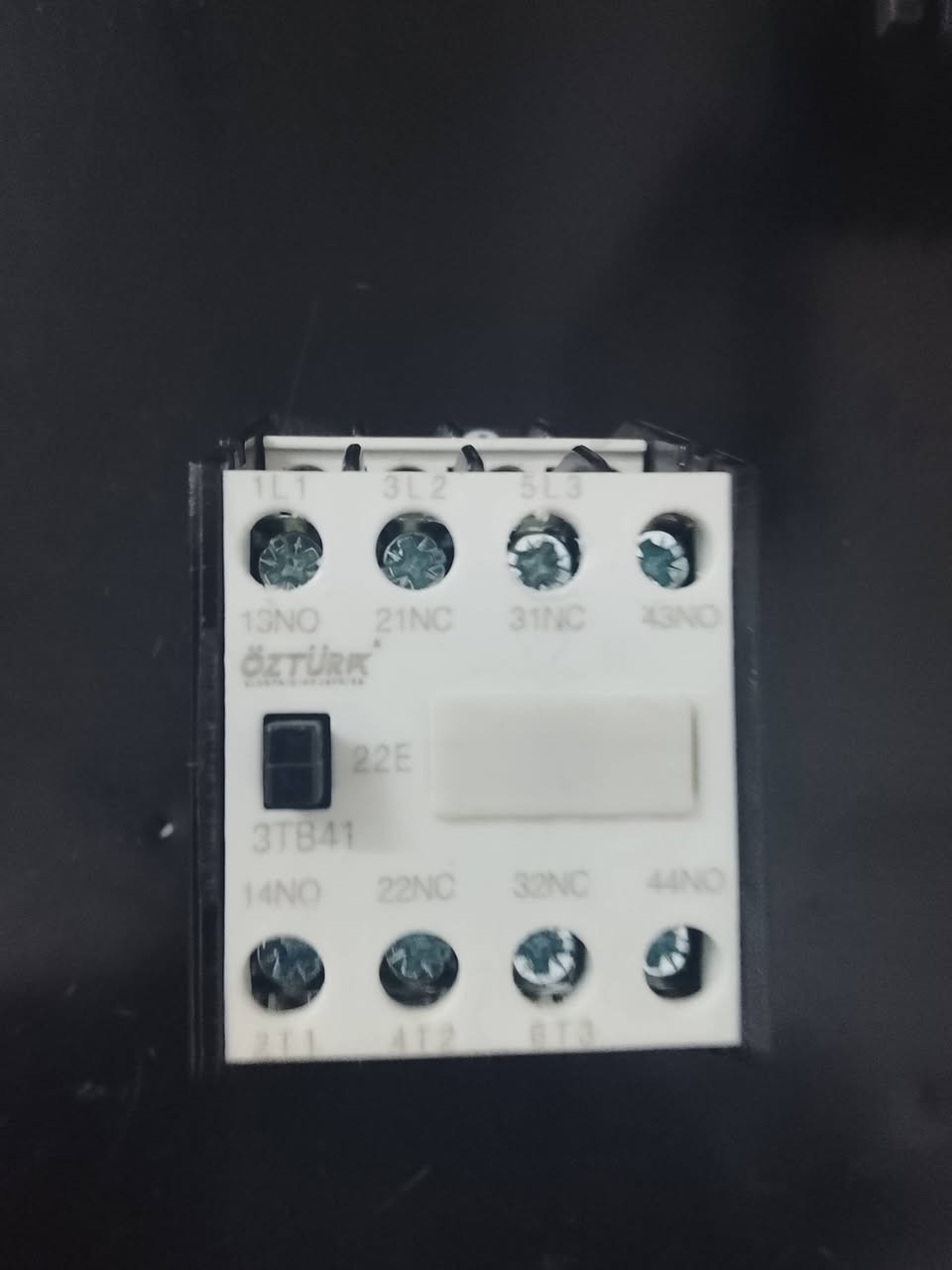 كونكترات
كونكترات وبعض الاغراض معروضات كلهن ب 100 الف للتواصل واتساب *********** 
توصيل 3 الاف دينار كل اماكن كربلاء
