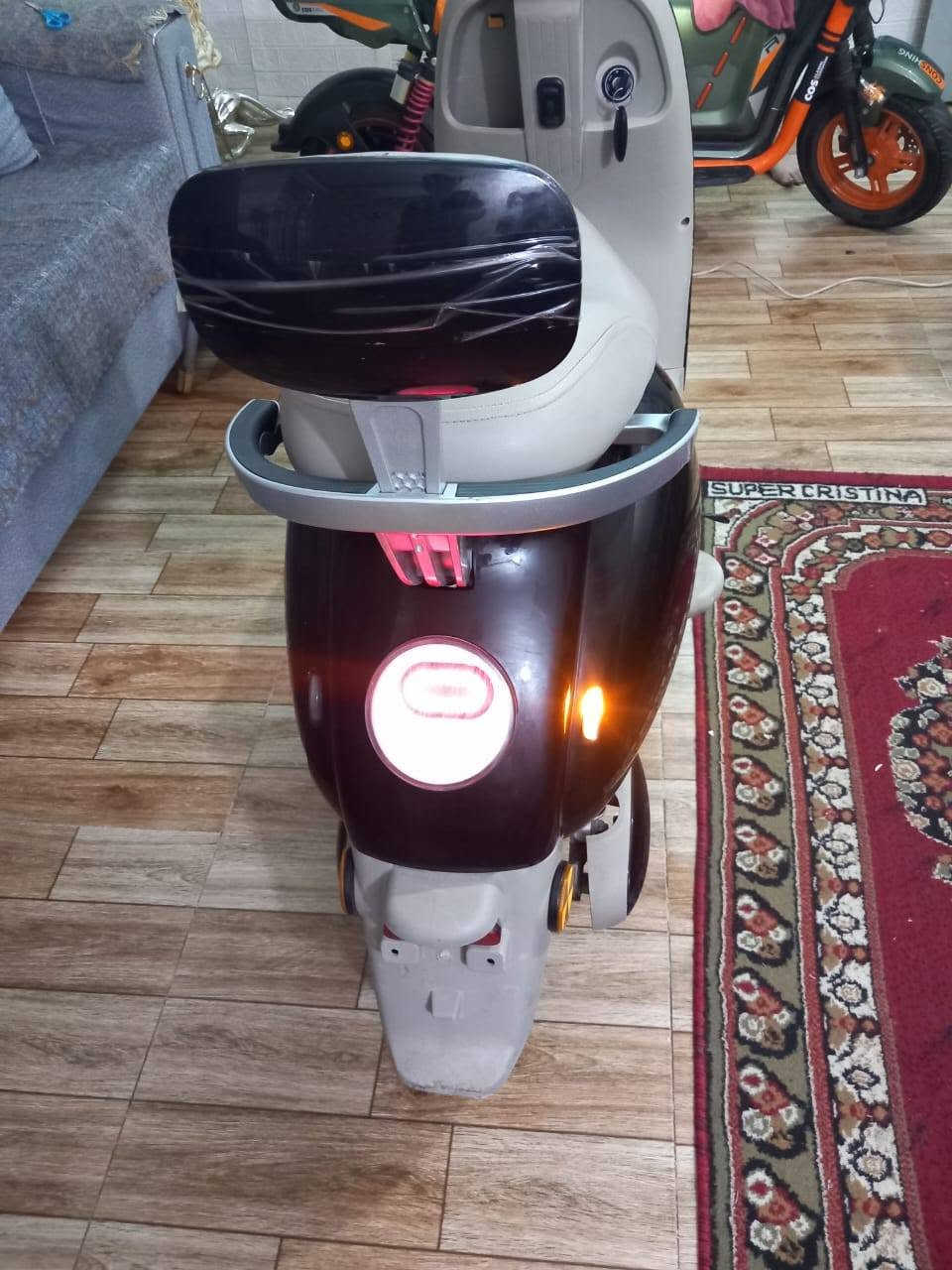 دراجة شحن للبيع بطاريات شركة 32 امبير كلهة شغالة مكاني ديالى بعقوبة المفرق  ***********  واتساب هم متواجد
