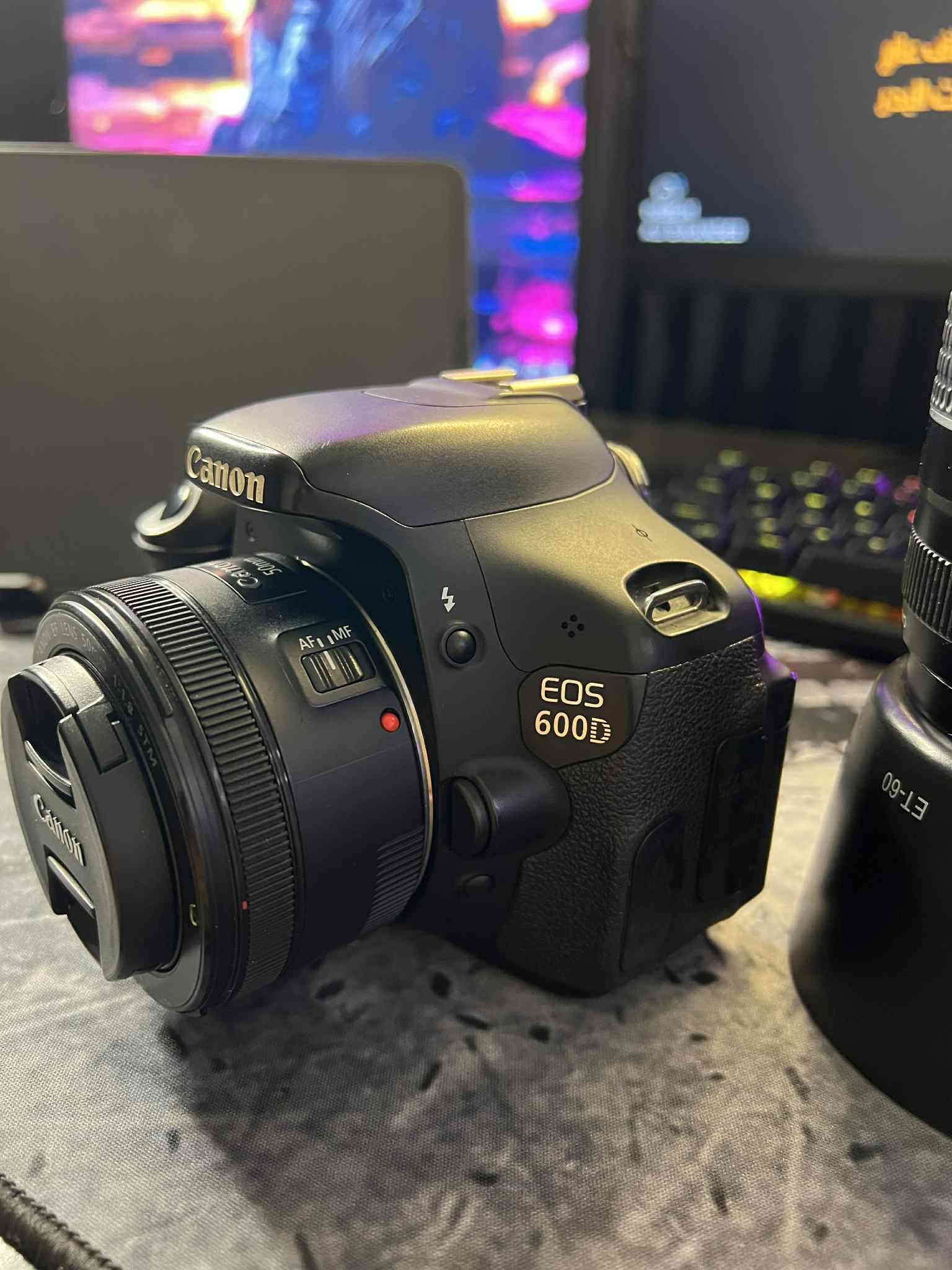 كامره كانون d600ديالى
***********
