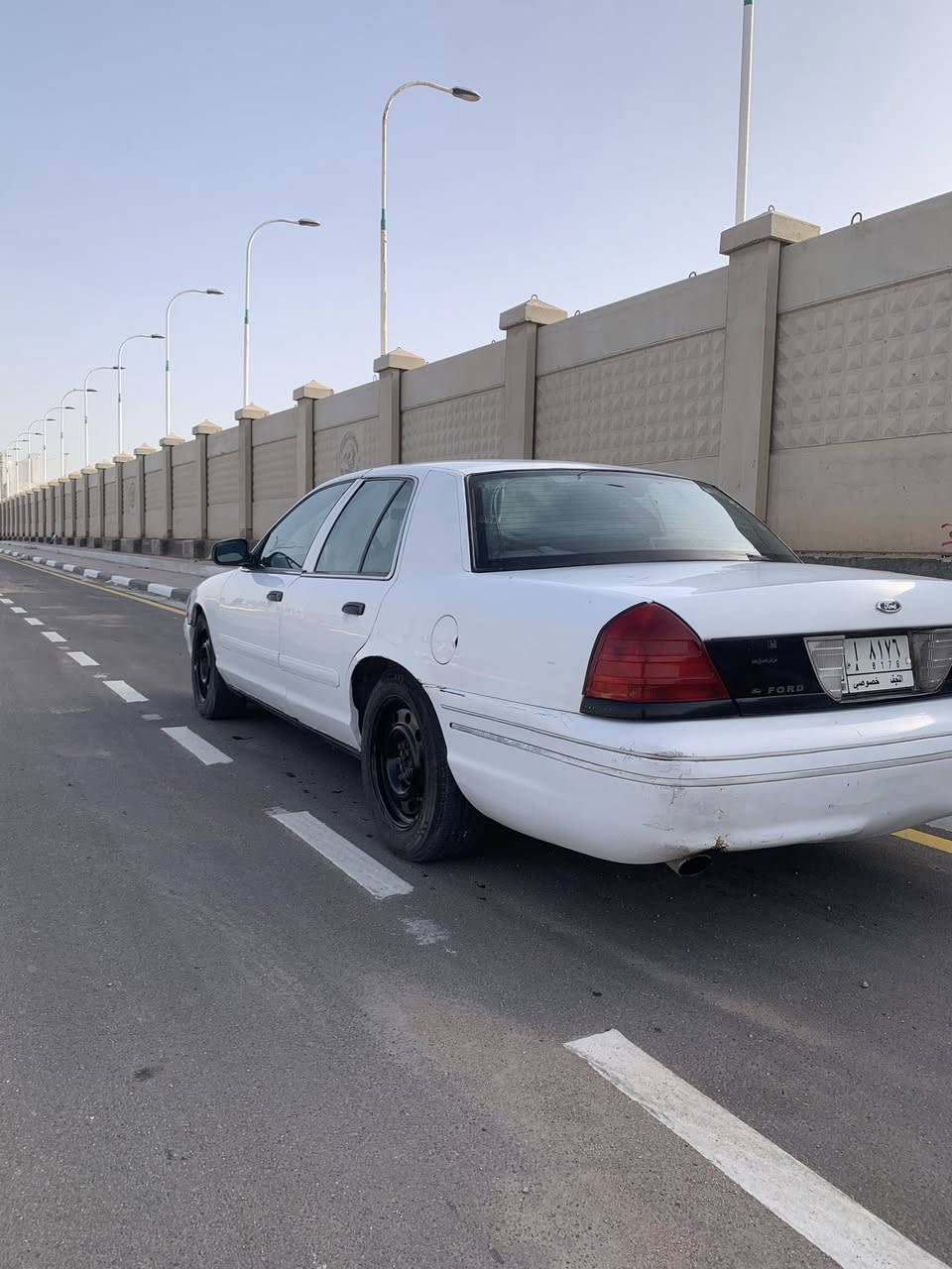 سلام عليكم فورد فكتوريا2004
رقم نجف مشروع وطني مو مال مزاد 
50$ 

‭0781 284 5648‬
