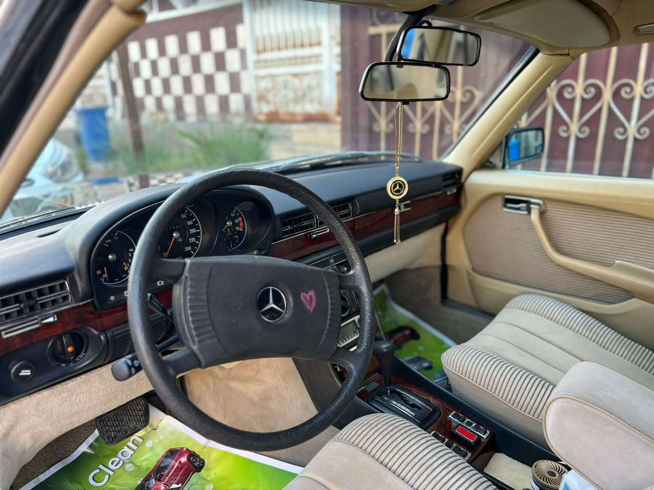 مديل 75 سياره جديده باب طويل محرك 450 السعر 15000$ متواجد ***********.
