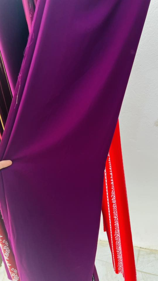 واسط قضاء الحي: محلة السراي
نقشات جديدة
قطع اقماش كشمير ايطالي قطن الاصلي ٤ قطع ب
٢٥. توصيل مجاني داخل الحي فقط
رقم الهاتف: *********** وات ساب فقط عنوان المحل:_خلف مركز بيت الشام الطبي
يوجد توصيل جميع محافظات العراق
