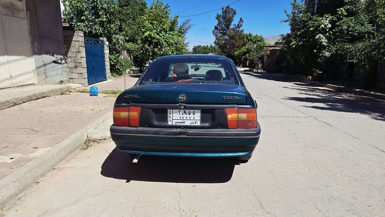 ئۆپڵی ڤیکترا مەکینە 20بۆفرۆشتن بەشەرتی گێڕو مەکینە 12 گەڵاو مەعامەلە ژ. *********** . خورماڵ
