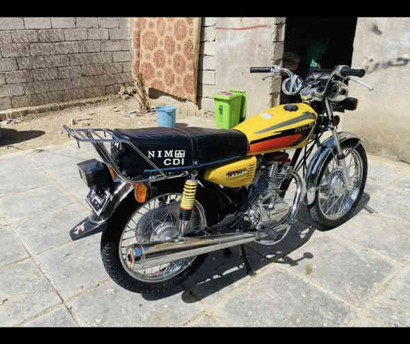 اسلام عليكم دراجه نامه للبيع مديل 23طالعه بشهر 11 دراجه نضيفه وما متعوبه ما بيها اوراق بس ورقه مال وكيل سعر700 وبيها مجال رقم***********
