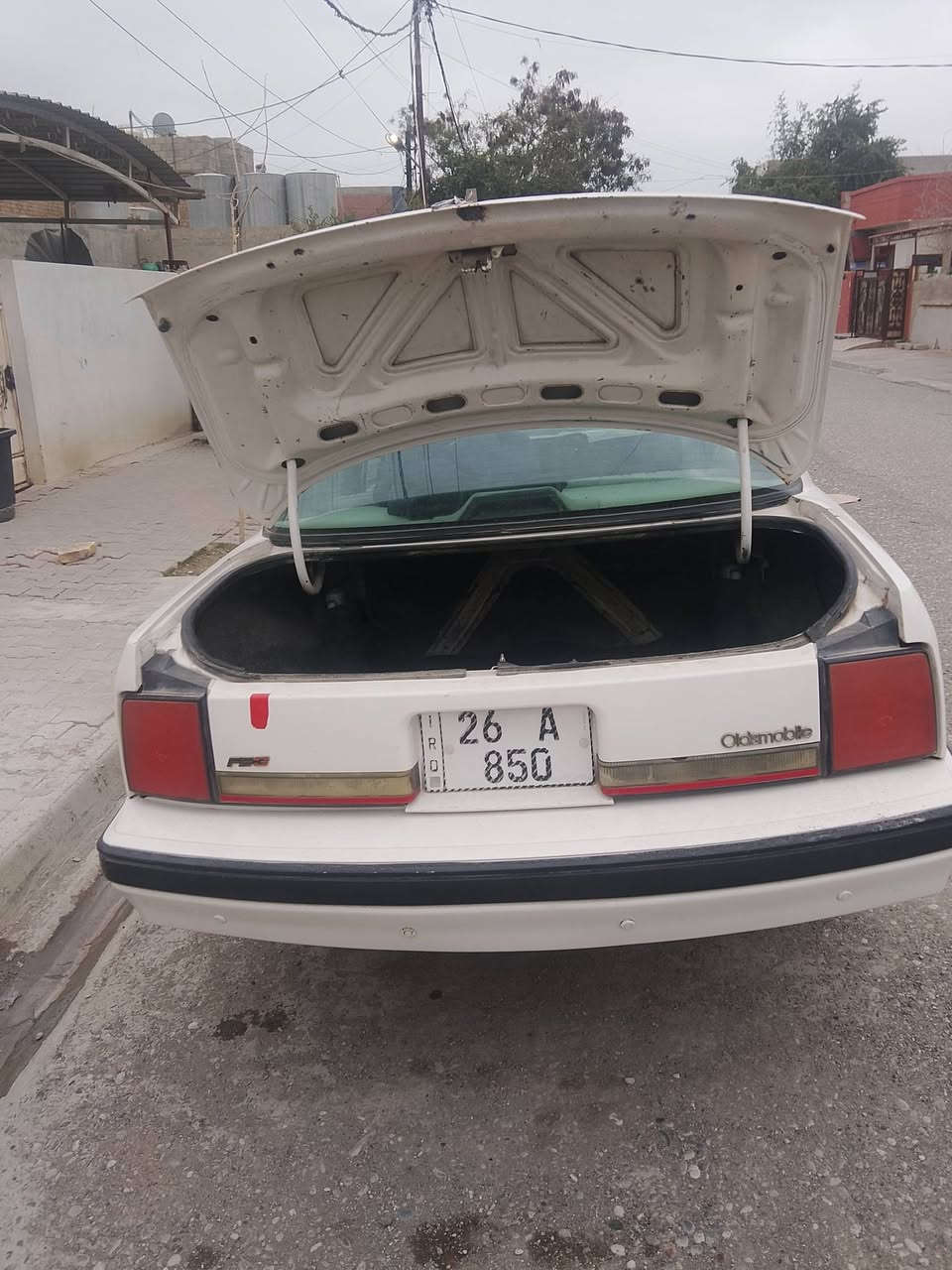 مكفوله من كل النواحي حتى تبريده شغال ورقم مميز وشرط التحويل وبيه ورقة بنزين ومشروع وطني لحد 2030 سعره 50 واذا مراوسه هم حسب القناعه *********** عنواني كركوك
