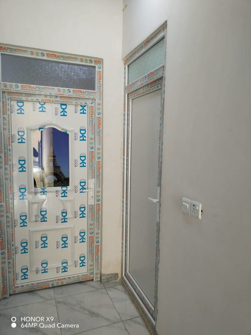 اعلان للايجار بيت مساحة 100متر غرفة نوم واستقبال ومطبخ وصحيات طابق ارضي العنوان كركوك قادسسه ثانيه قرب مدرسة اجنادين للاستفسار اتصل بل رقم ***********
