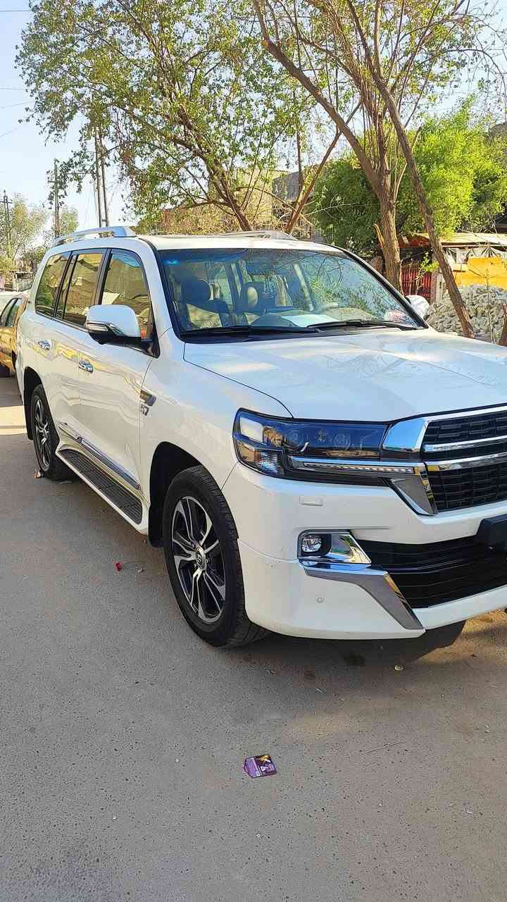 لاندكروزر موديل 2021 vx 5.7
مواصفات لكزس مكفولة كفالة عامه 

ماشيه 44 الف 

السعر 66 وبها مجال رقم بغداد 

***********
