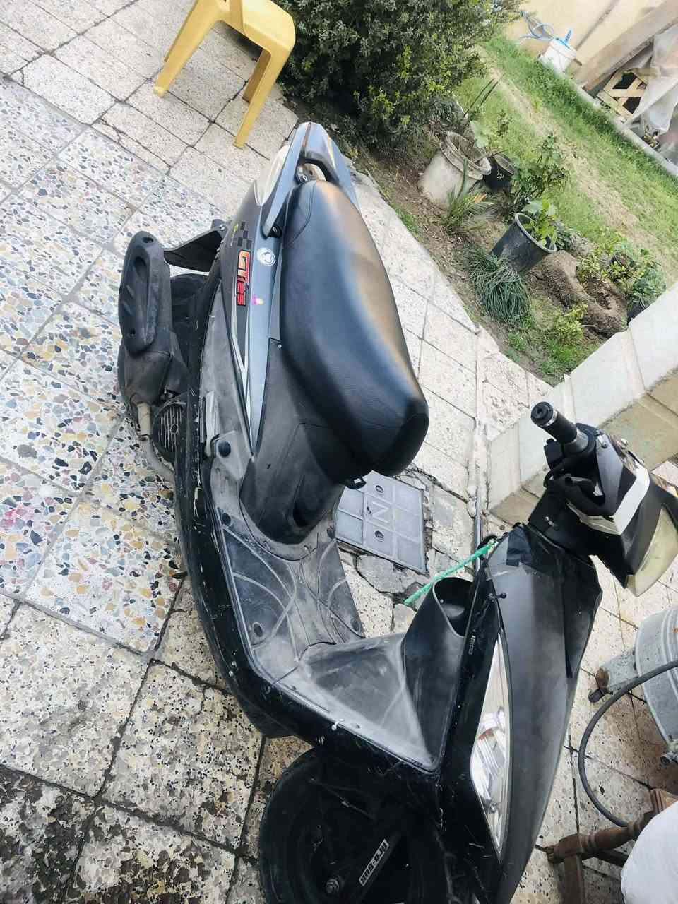 السلام عليكم دراجة سيام كوري دراجة نازلة 3اشهر من الرمبة ام الطلاعات دشبول الكتروني شغال صندوك كهربائي دراجة بلادية كفرات مختمة ختم واحد السعر 575وبيهة مجال بسيط المكان الحرية او الدولعي ***********متواجد واتساب
