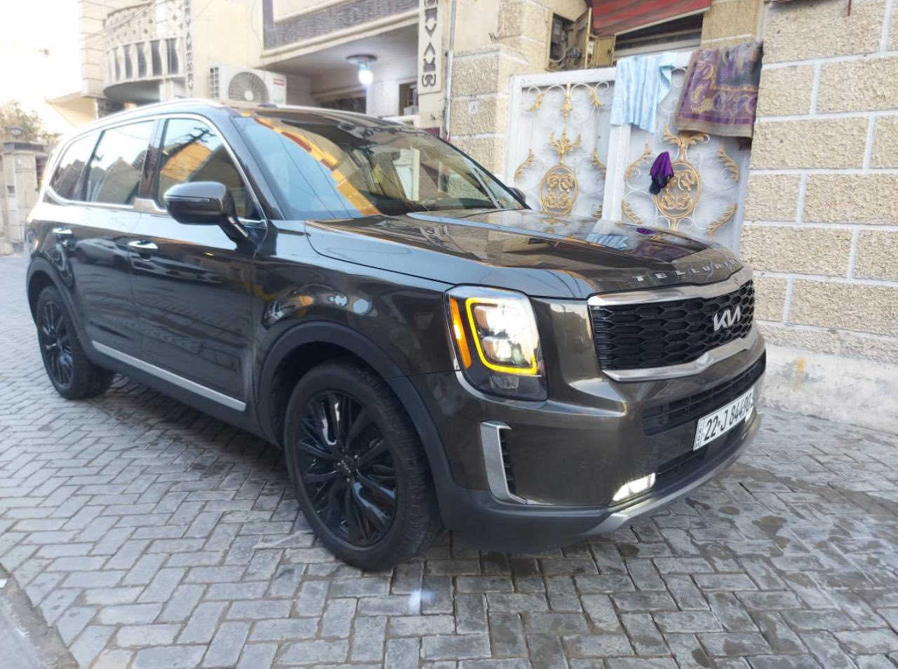 السلام عليكم كيا تيلورايد 2022 وارد امريكي فول 1/1 برستيج اعلى مواصفات بلتيلورايد مكفوله كفاله عامه من الصبغ حادثه دعاميه اماميه وبارد بلبنيد شويه وصور الحادث موجوده بلمنشور والسونار موجود فول مواصفات 

كراسي منفصله 
كشنات تدفئه تبريد 
بانوراما قطعتين 
كشنات خزن ميموري 
3قطع تبريد 
داخل عسلي 
سستم صوت كامل 
سياره جديده بمعنى الكلمه ماشيه 69٫000 رقم اربيل باسمي تحويل ثاني يوم عنوان بغداد جميله السعر 280 وبيه مجال هـ***********
