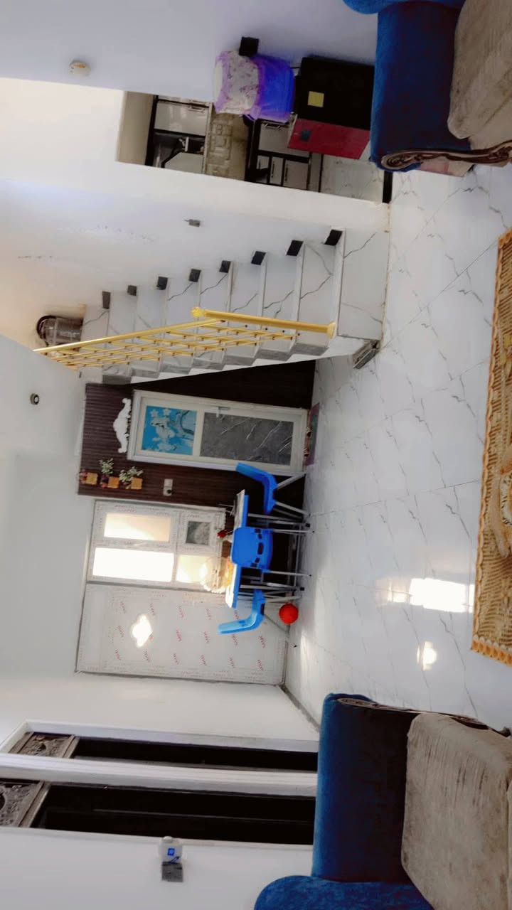 بسبب الوعود الكاذبة اعيد النشر دار زراعي للبيع ٢٠٠ م خلف حسينيه سفينة النجاة طريق الجامعه طريق الزائرينن
يحتوي على

استقبال.٦×٤

صاله ٩×٤

مطبخ ٤×٤

غرفتين

صحيات خارجيه وداخليه وطارمه ومنور ع عرض البيت

البناء حديث

للاستفسار الاتصال على الرقم ***********
