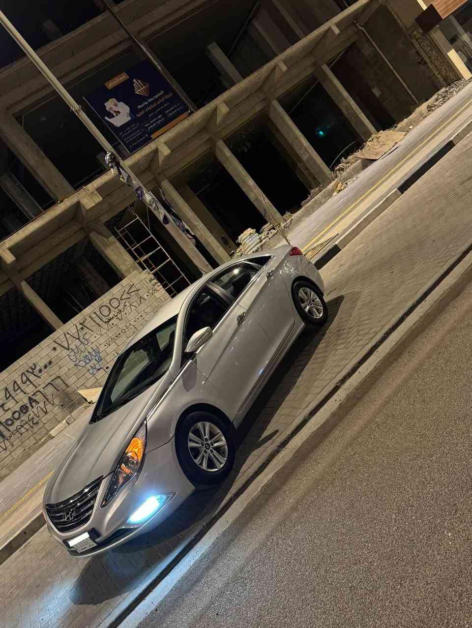 سلام وعليكم
سوناته 2013 اصل السياره ادوات ادوات (كصه جنطه) بانزين مكينه 2000 دوش متوم وكامل ارقام وسنويه بغداد الجديد لنكليزي شغل كلش مضبوط السياره كارتون كير مكينه حداد تبريد تدفئه كله شرط بدي صبغ مكان الكص بس  تخم تاير ويل كب بلادي جديد داخل كارتون مضخم صوت  السعر 56 وبيه مجال قليل للشراي مكان السياره بصره    ***********
