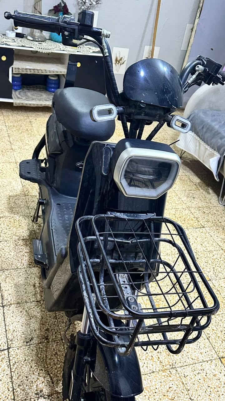 دراجه شحن ريان حجم 16
السعر ٣٥٠وبيها مجال العنوان بغداد 
***********
