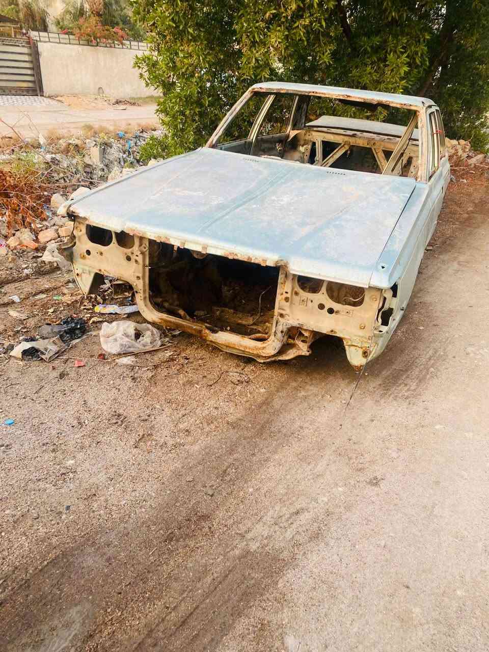 عجلة تسقيط للبيع سنوية بصرة ارقام الماني حرف ر السعر 15ورقة للاستفسار الاتصال على ***********
