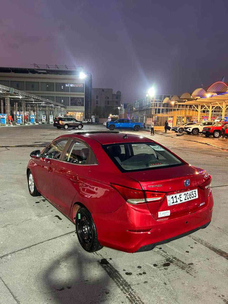 شانجان L7 مديل 2025
 (السياره بضمان 10 سنوات او500 الف كيلو )
السعر 55ورقه
باقي عليها اقصاد يلي ياخذها يدفعهم
فول موصفات
سلايت
كشنات جلد
شاشه
كامره وحساسات خلفيه
مكاني بصره 
*********** البصرة, العراق
