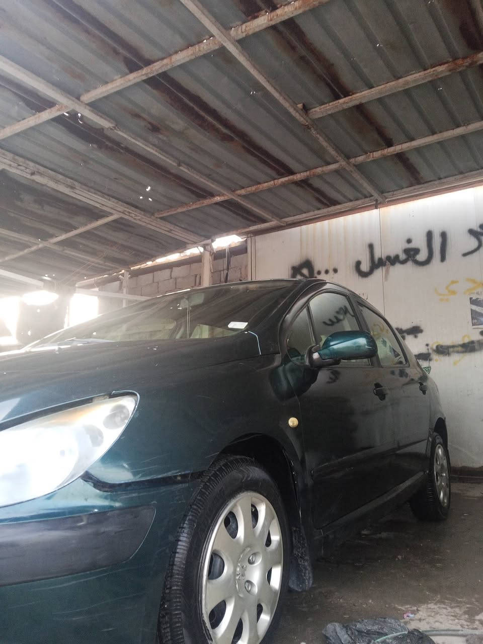 سلام عليكم (بيجو فرنسي)(2005) 
سياره بسمي مكاني بابل شارع60
سعر 47وبيه مجال سياره كير ومكينه مكفوله ونضيفه وحلوه ***********واتساب فقط فقط 📵📵📵📵📵
