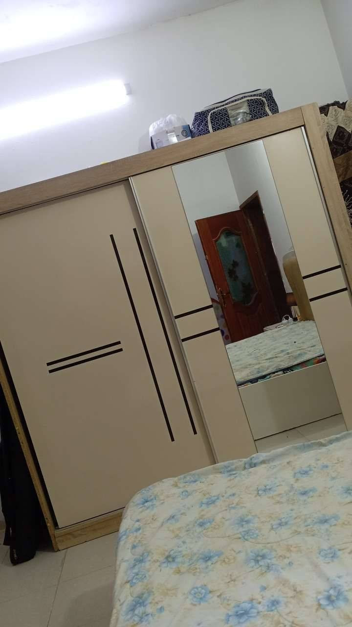 للبيع غرفه نوم 5 قطع مابي عيب سعر 75 الف قفل ‏‪***********‬‏ شراي يتصل
