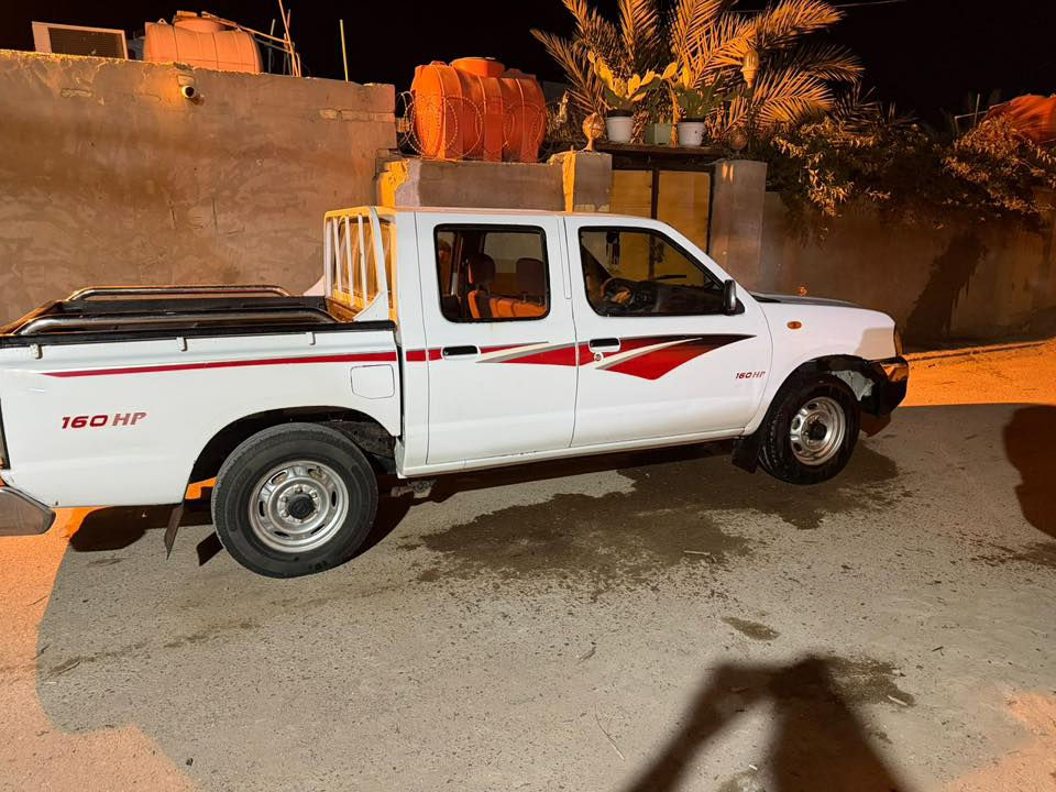 السلام عليكم مكلف بالنشر 
نيسان موديل 2013 كفاله بيه بس بارد قليل سنويه جديده باسمي 
العنوان ميسان 
تفاصيل اكثر 
رقم صاحب السياره  ***********
