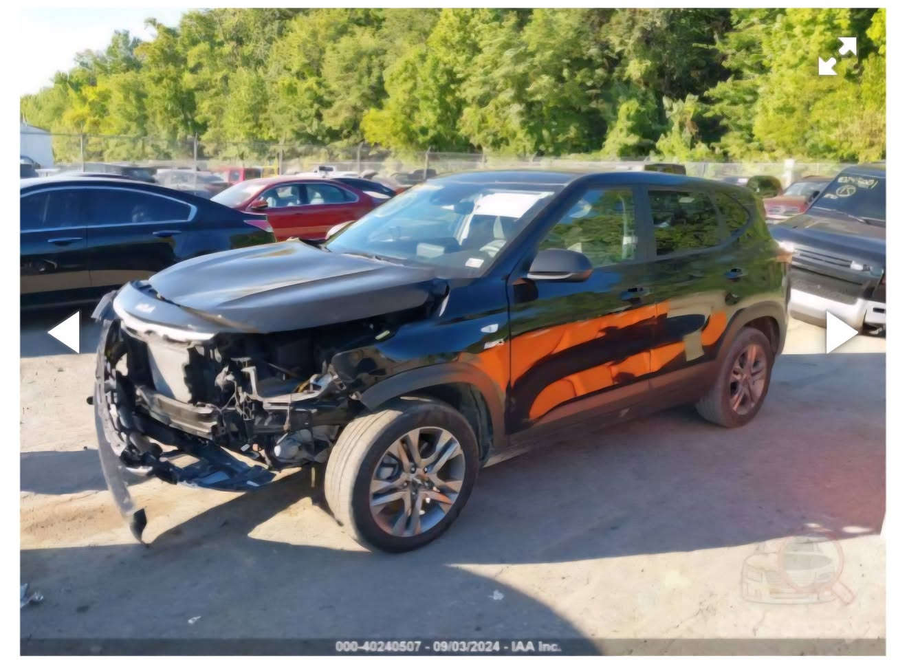 سلتوز 2023 LX
محرك 2000 
ماشية 35 كيلو 
ضرر بس الدعامية الامامية 
سيارة بدون صبغ 
نضام دفع رباعي 
تحكم ستيرن 
ثلاث انضمه قيادة 
رقم بغداد
مكان السيارة سامراء 
***********
