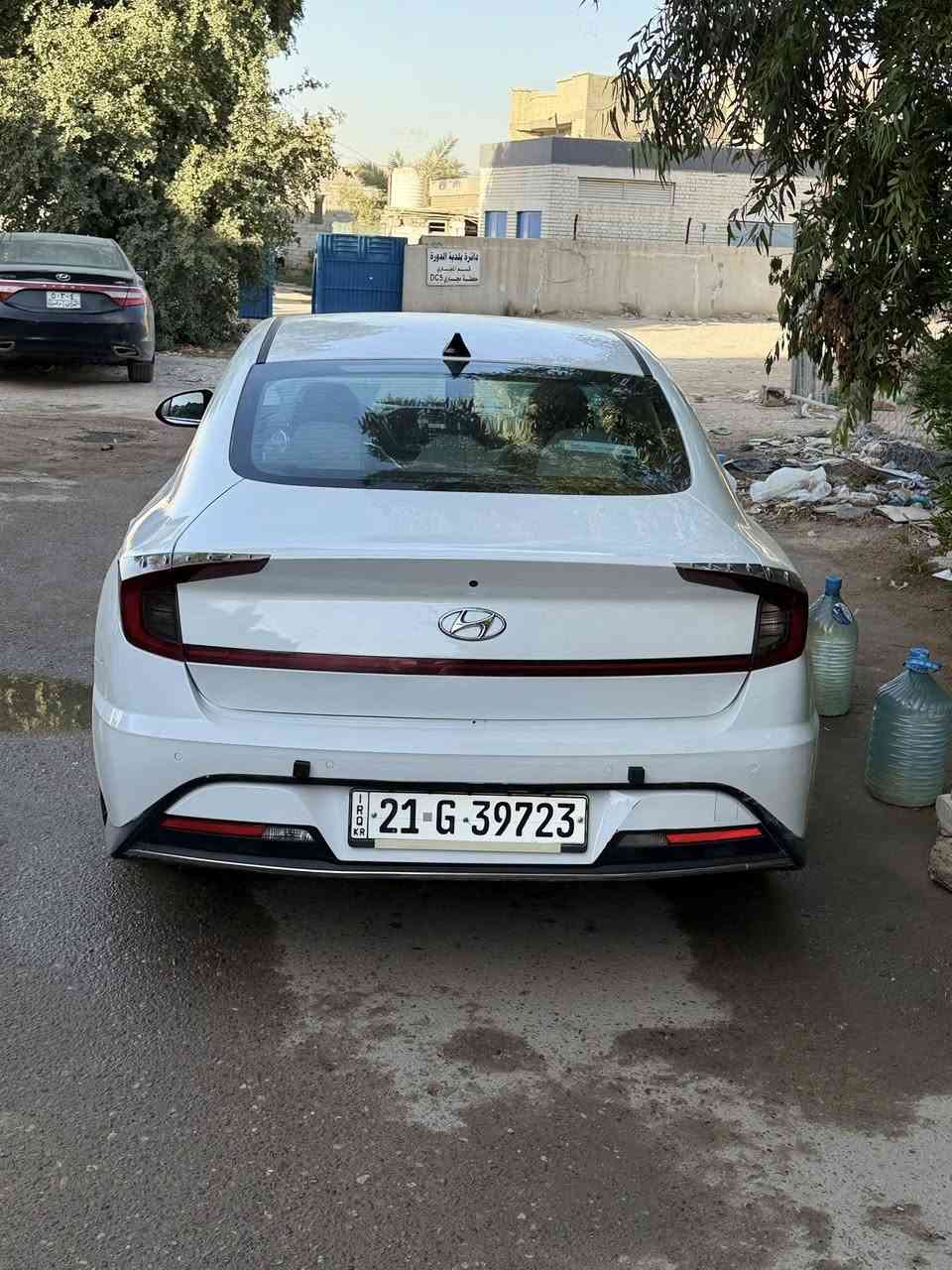 السلام عليكم ورمضان كريم
سوناتا 2021 وارد امريكي بدون ايرباك وبجم كبس
مكينه 2500 تنفس طبيعي 
مواصفات السياره المواصفات العاديه 
مري شفط _ شاشه ابل كار بلي _ رادارات جانيه _ توقف ذاتي وباقي المواصفات المعروفه 
عداد المسافه -- 102 الف 
كير مكينه مكفولات الكير مفتوح فقط تبديل دهن وفلاتر 

رقم سليمانيه تحويل او وكاله حاضر هزه وسنويه جديده 

 حادثها ٣ قطع جاملغين خلفيه وجنطه صبغ 
صور الحادث والسونار بلمنشور 

السعر ١٤٥ وبيها مجال حك جيتك 
مكاني بغداد الدوره 

***********
