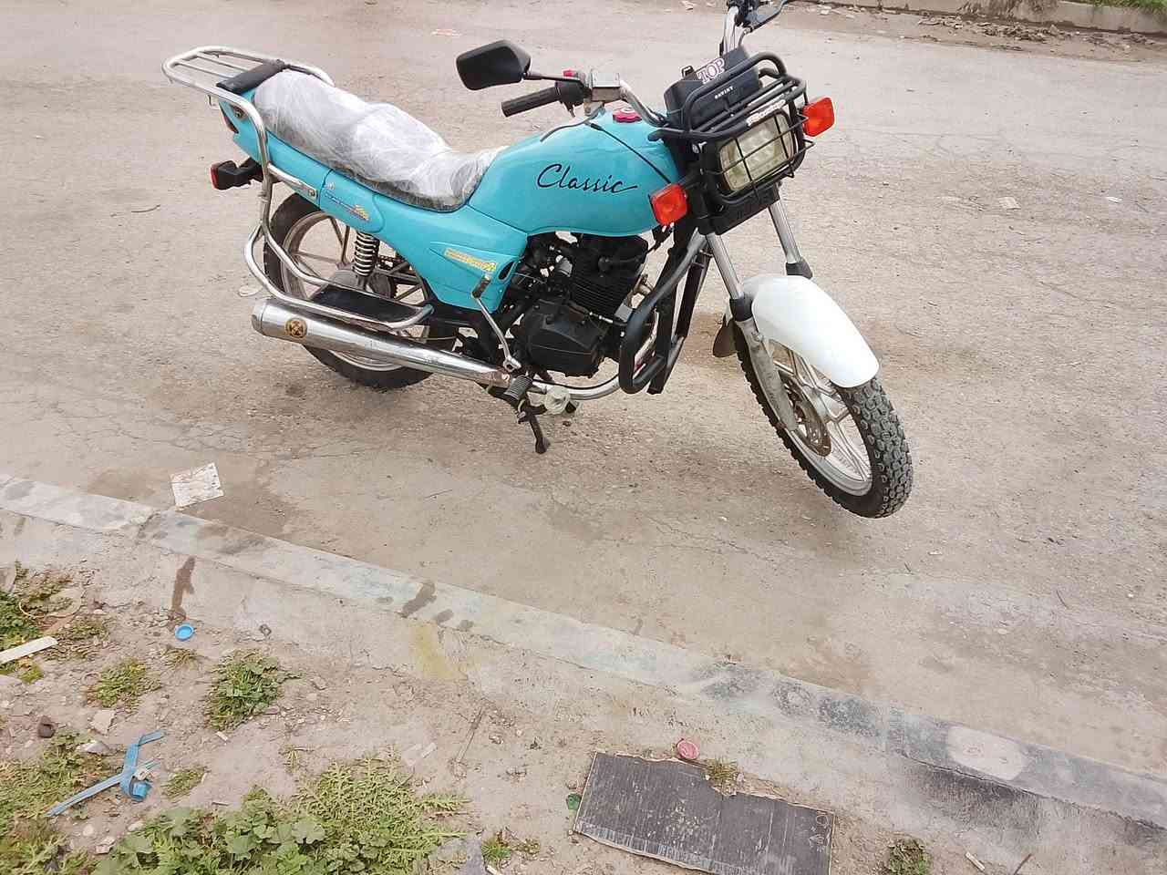 ماطور جني لبيع محرك نضيف كير نضيف كهربيات كلو شغال تايرات جديدة السعر 350 قفلو *********** العنوان موصل الزهور
