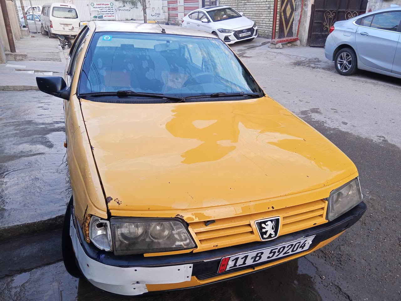 سلام عليكم بيجو موديل 12 محرك كايم سنويه باسمي 
عنوان بغداد الدورة رقم ***********
