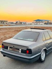 ماشاءالله له مالي هه موو لايه ك خواي گه وره به قسمه تي هه مواني بكات 0...