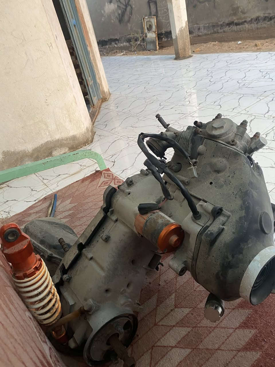 سلام عليكم مكينه 55بلاديه رياضيه بس تشغيلت لفحص مشتقله بل عراق ماا مشتقله دوم وياهه ويلوتاير خلفي رياضي +سلف+دبل+شوته+شيال وهذن لقراض ال موجوده هم لل بيع سعر خاص وبيك خير وتدالل مكاني الدير ***********واتساب
